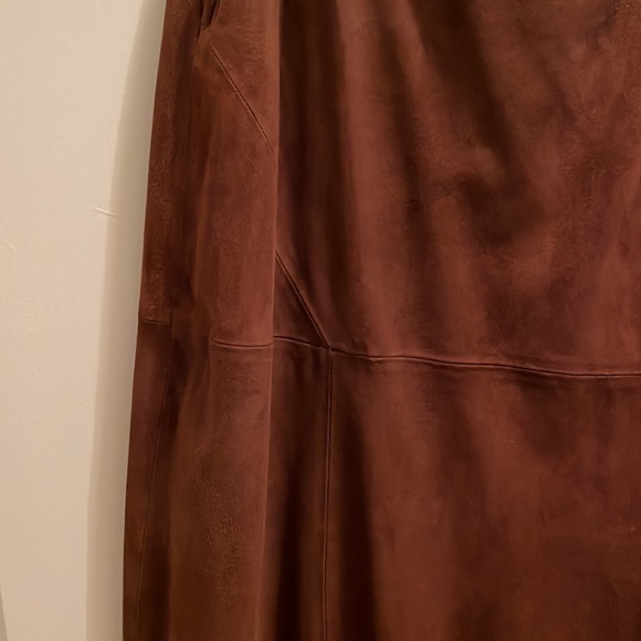 🍁🍂🍃 Suede A line skirt! Seamed detail! Excellent condition! Barely worn! - Picture 7 of 9